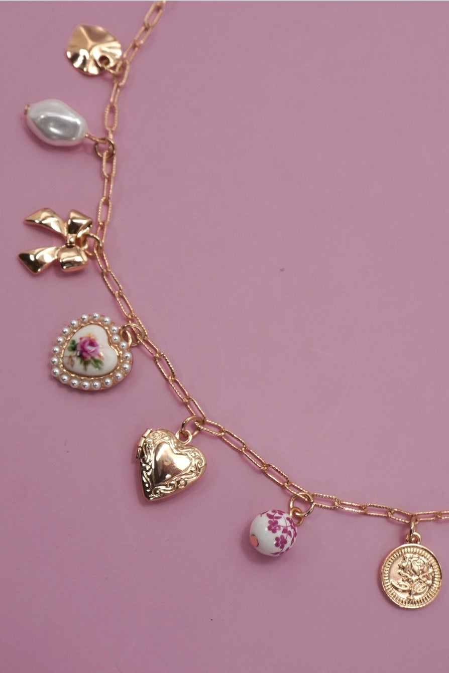 Queen of Hearts Necklace