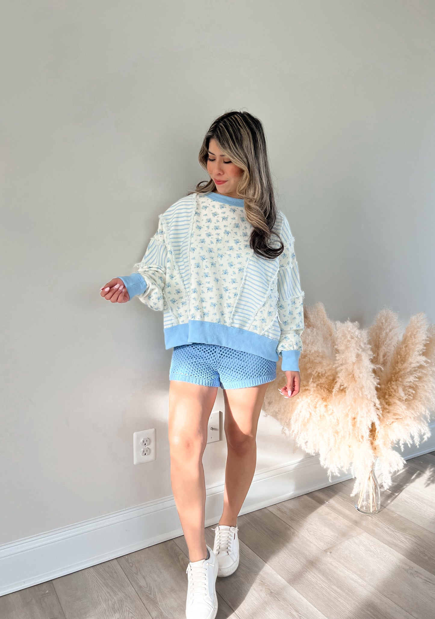 Blue Daisy Oversized Pullover