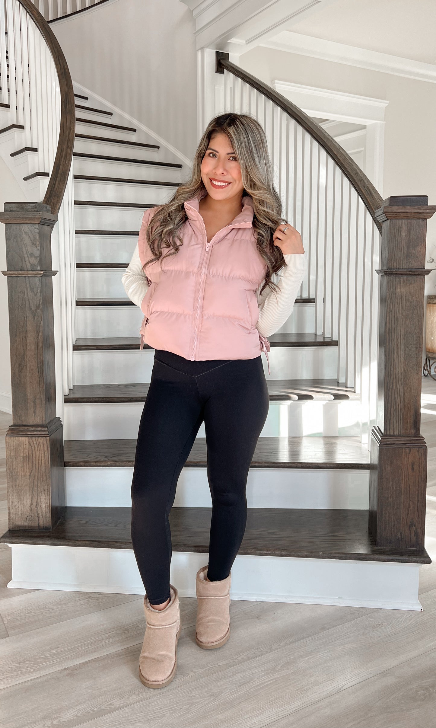 Bow Vest (3rd Restock)