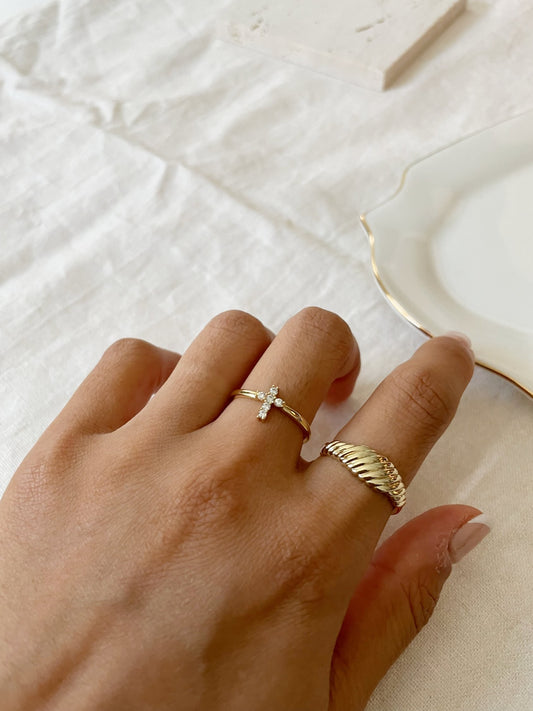 Cross Pendant Ring (Restock Pre-Order)