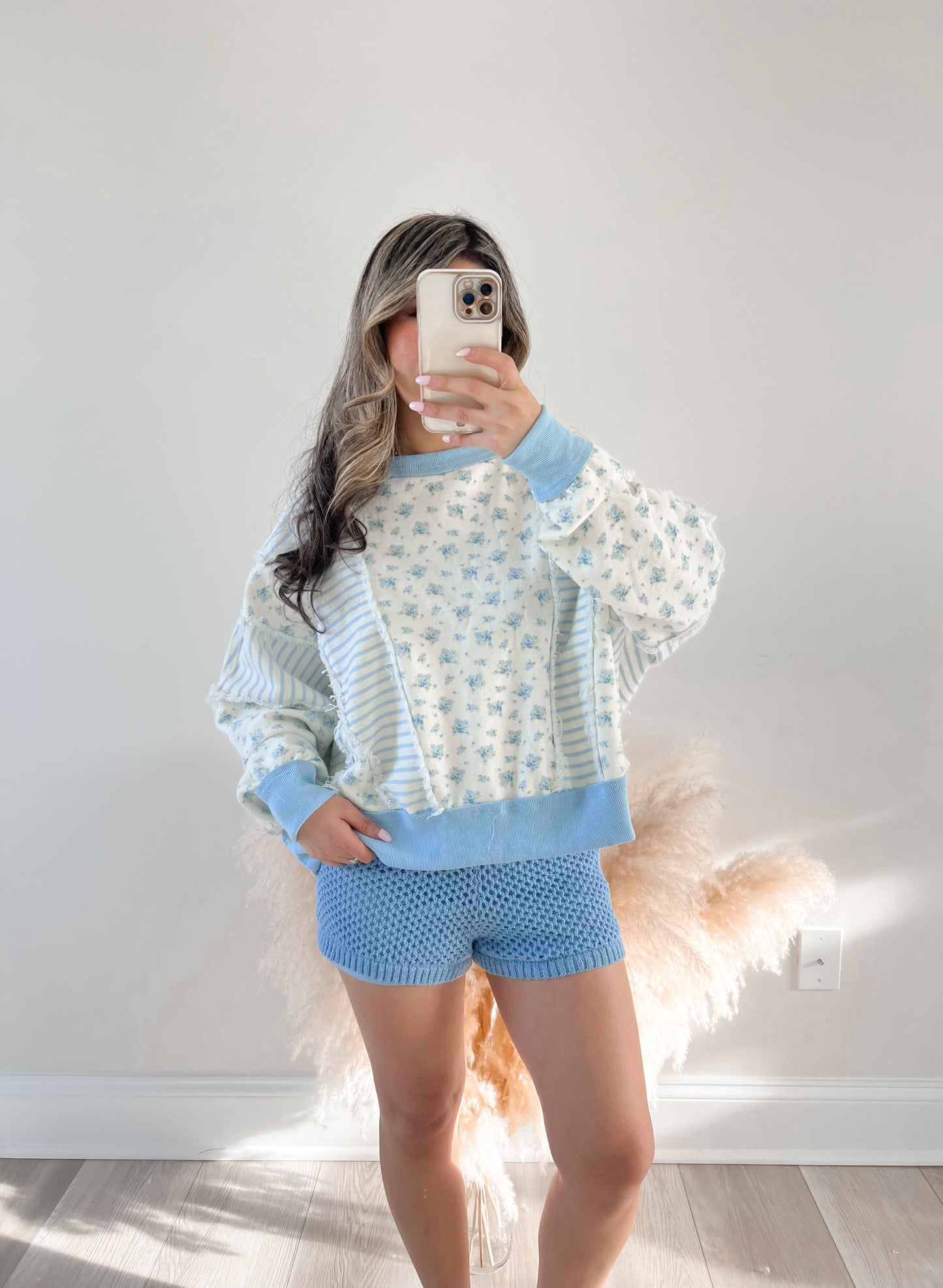 Blue Daisy Oversized Pullover